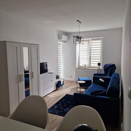Apartament W Koninie Przy Ul. Wiosny Ludow Konin  Esterno foto